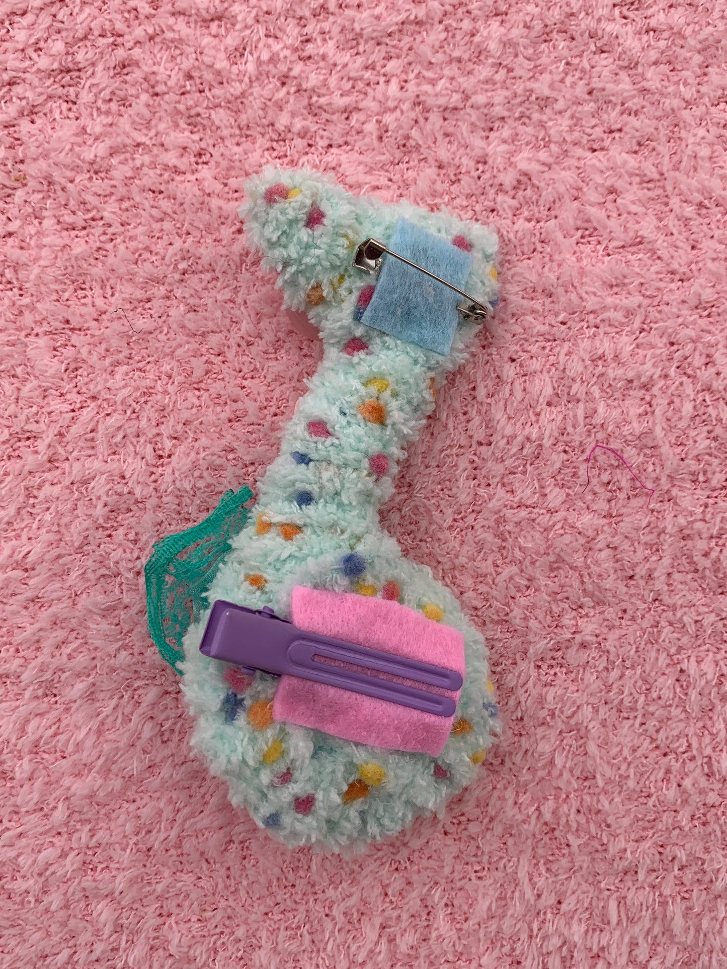 Lovely Minty Fuzzy Note Clip