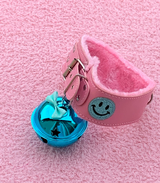 Happy2BHardcore Pink Giant Bell Collar