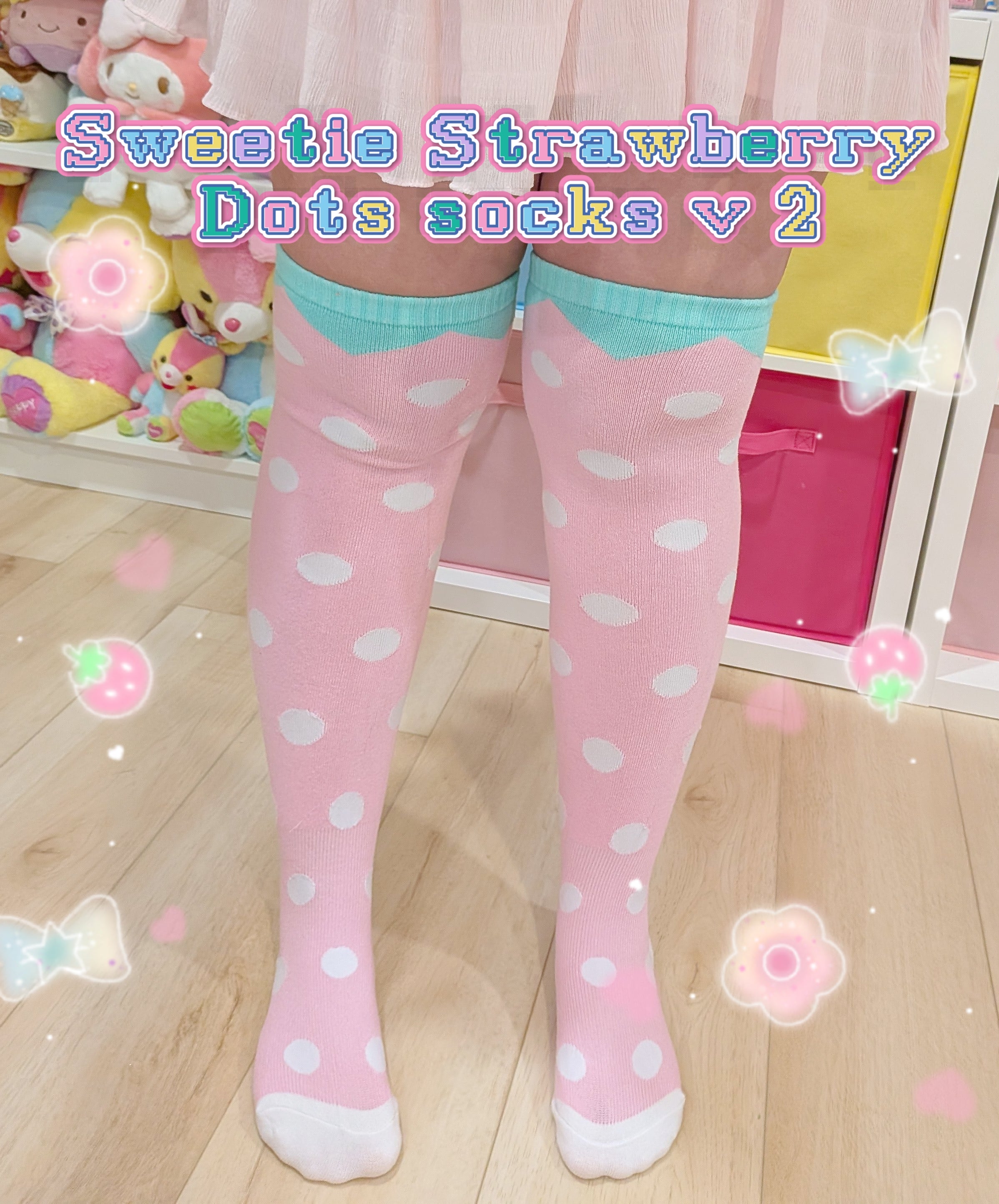 Sweetie Strawberry Dots v.2 Over the Knee Socks – PiPiPi Symphony