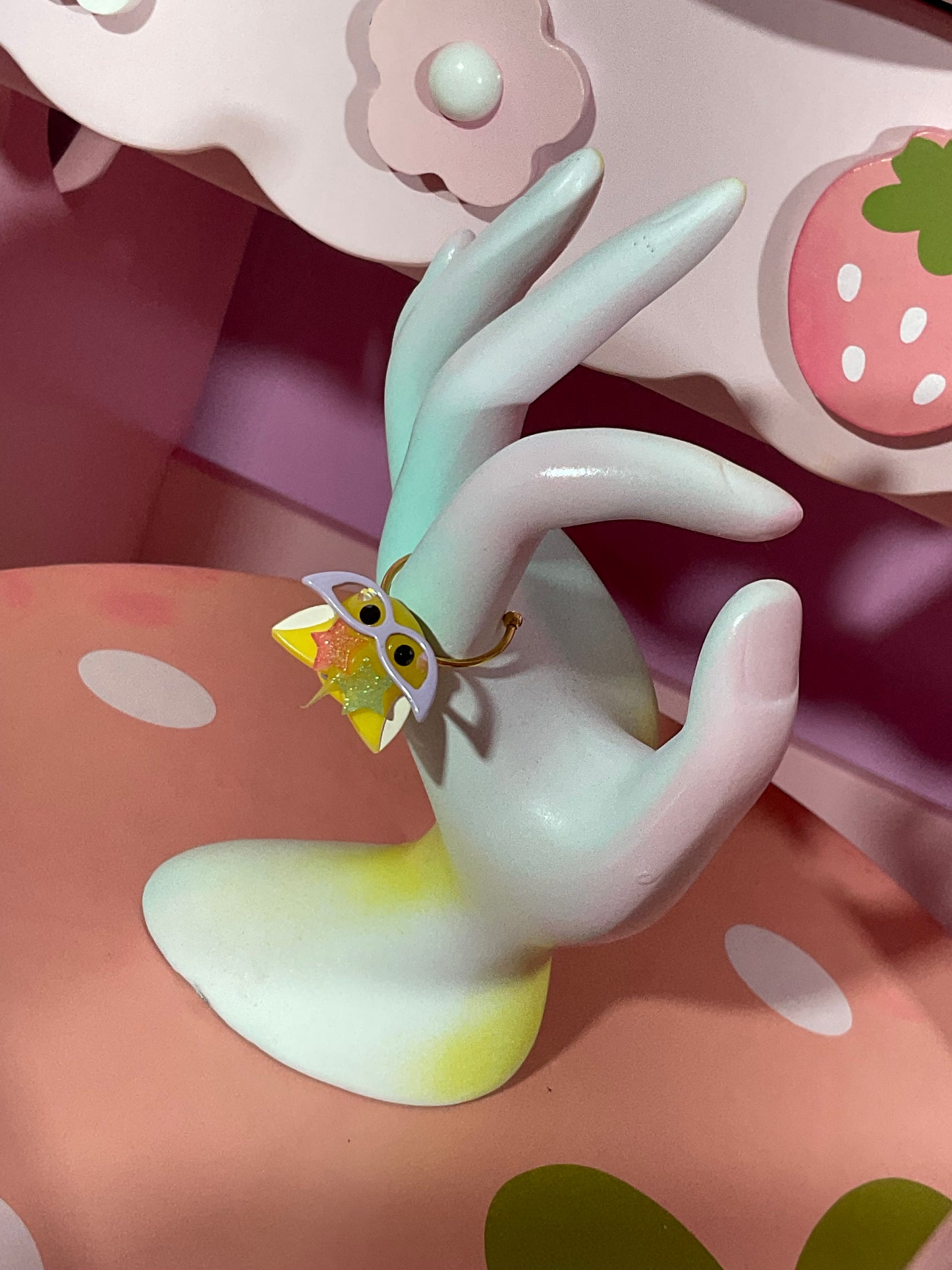 Hoppe-chan Ring
