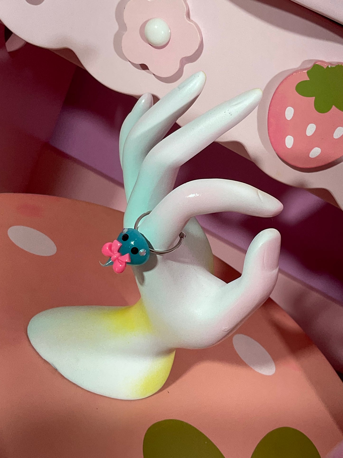 Hoppe-chan Ring