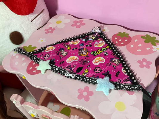 Akubi Girl Bandana