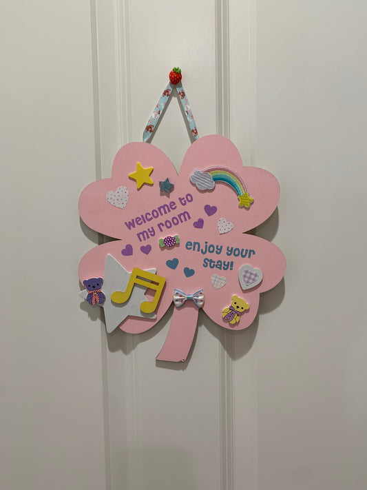 Welcome to my Room, Enjoy your Stay~ clover room sign