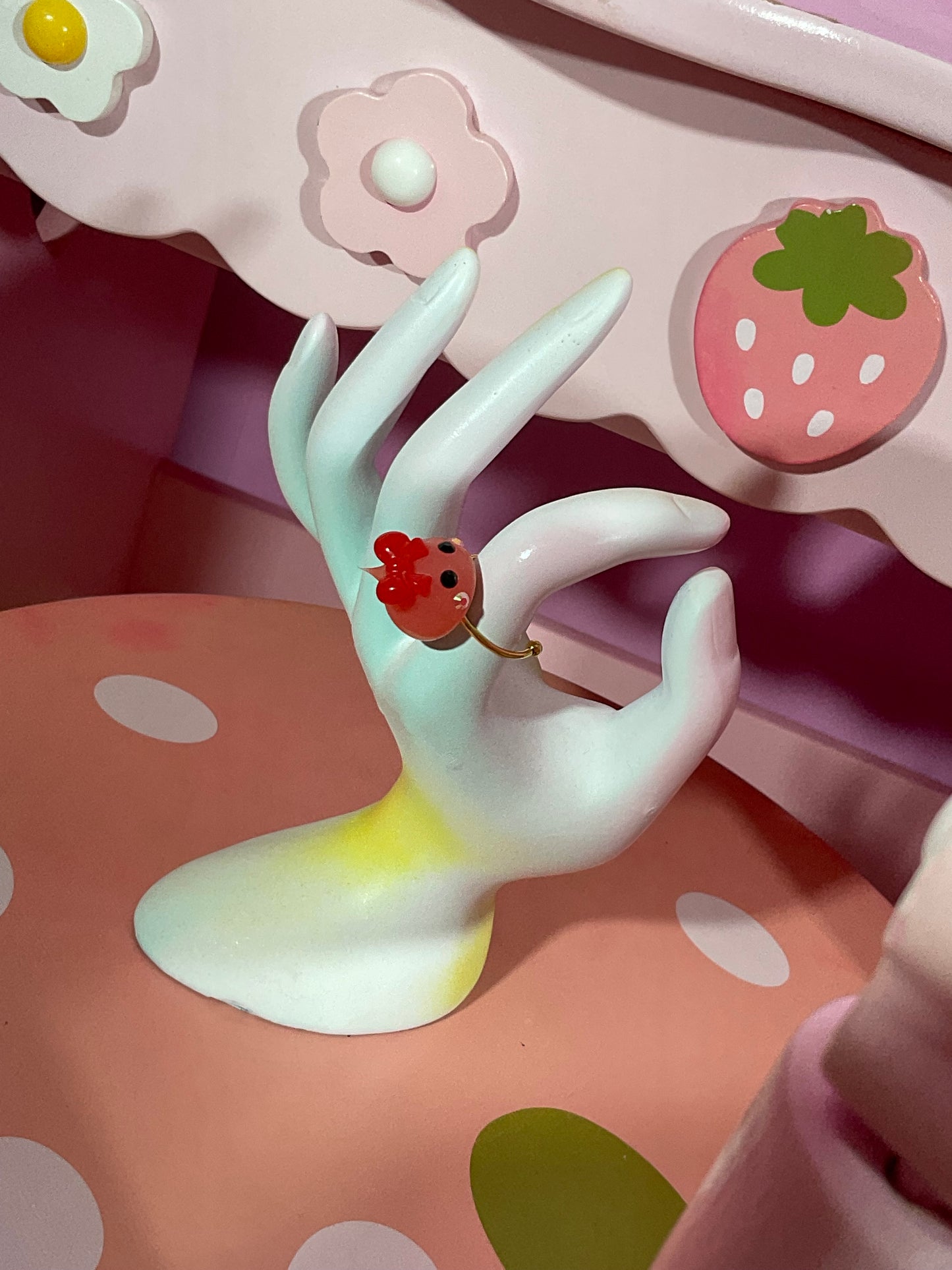 Hoppe-chan Ring
