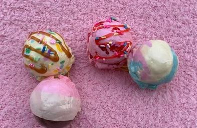 Double Scoop Ice Cream Bobbles E