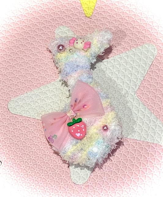 Sweetie Strawberry Fuzzy Note Clip