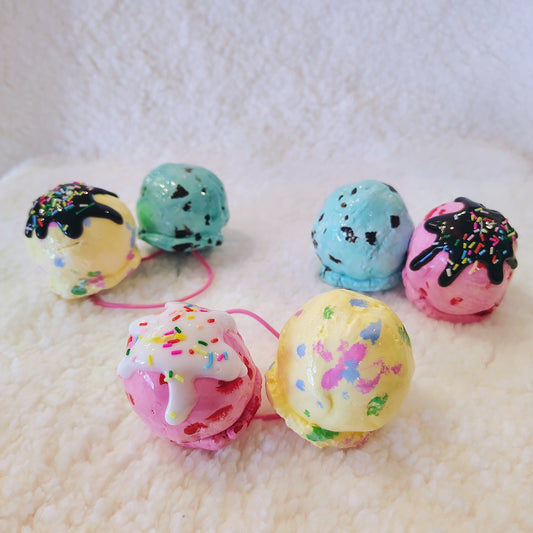 Double Scoop Ice Cream Bobbles (Single item)