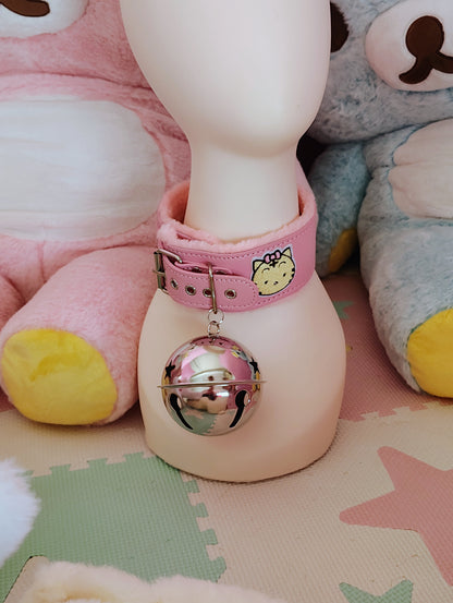 Meowmeow Giant Bell Collar