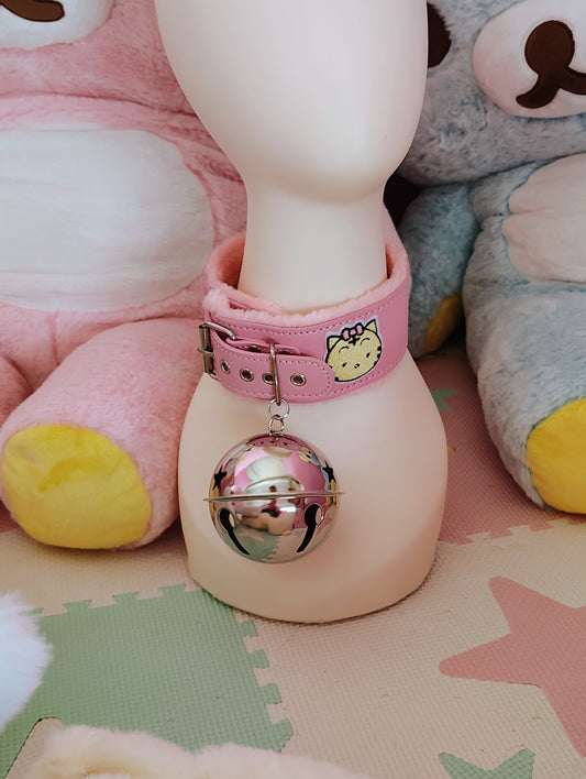 Meowmeow Giant Bell Collar