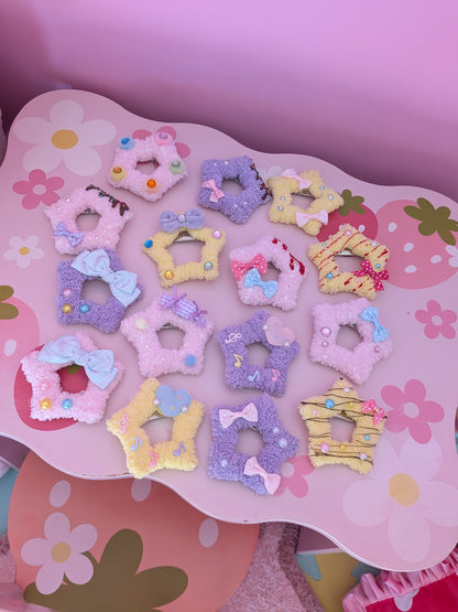 Chocomint Style Fuzzy Star clip/brooch