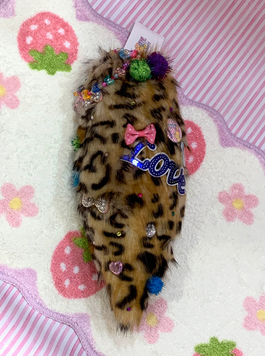 Flashy Leopard tail keychain