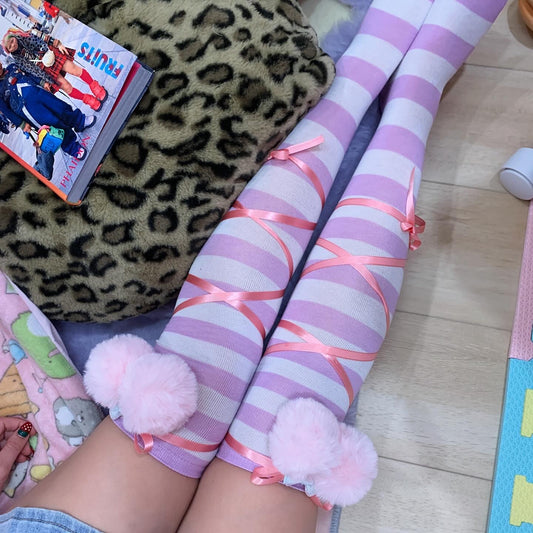 Snowball Ribbon Socks